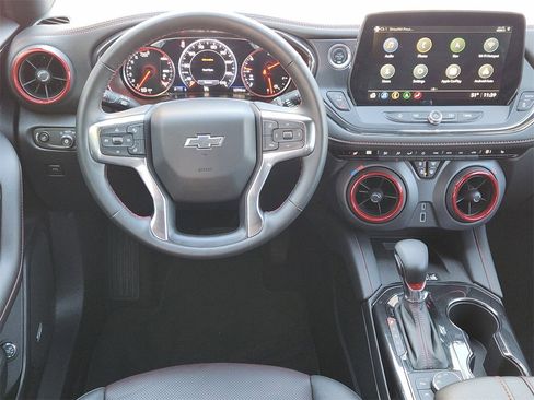 Used 2025 Chevrolet Blazer RS image 25