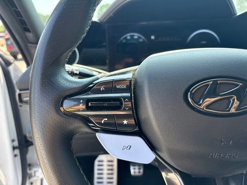 Used 2022 Hyundai Elantra N FWD image 21