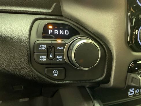 New 2026 RAM 1500 Big Horn AWD/4WD image 17
