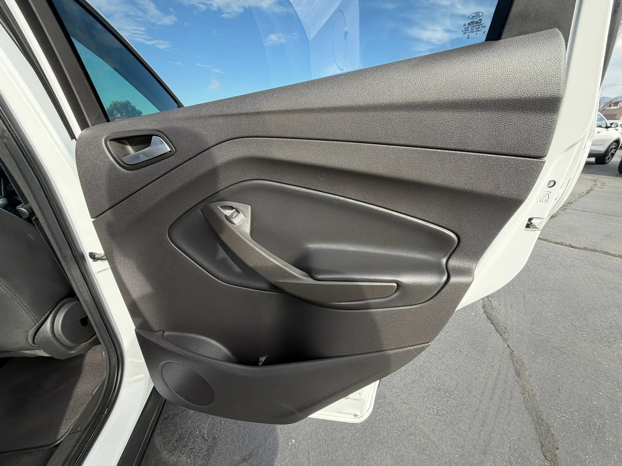 Used 2019 Ford Escape SEL AWD/4WD image 17