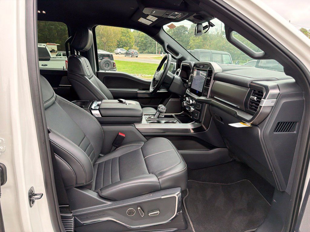 New 2026 Ford F150 Platinum w/ Equipment Group 701A Standard AWD/4WD image 18