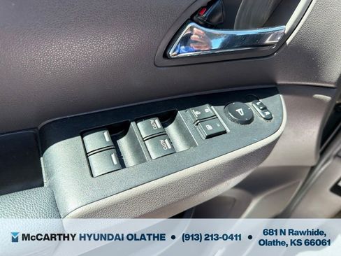 Used 2017 Honda Odyssey EX-L image 33