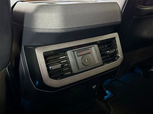 Used 2024 Ford F350 Platinum AWD/4WD image 21
