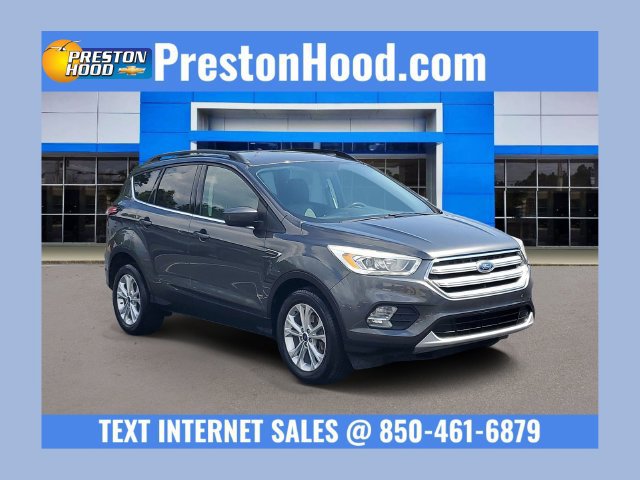 Used 2017 Ford Escape SE w/ Equipment Group 201A FWD image 1