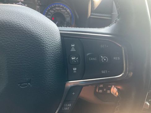 Used 2021 RAM 1500 Limited AWD/4WD image 22