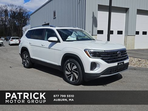 New 2026 Volkswagen Atlas SEL image 1