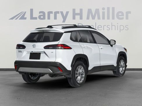 New 2026 Toyota Corolla Cross LE image 2