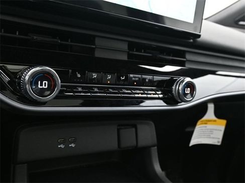 Used 2024 Honda Prologue Touring image 14