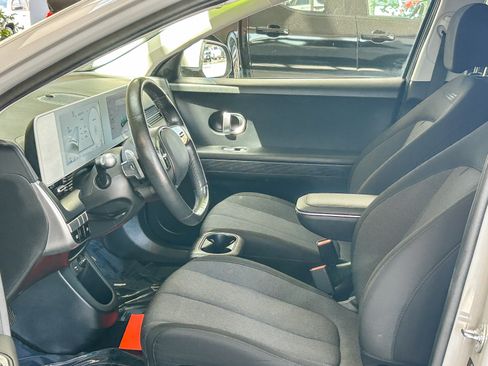 Used 2024 Hyundai Ioniq 5 SEL RWD image 17