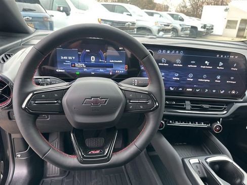 New 2026 Chevrolet Equinox EV RS image 13