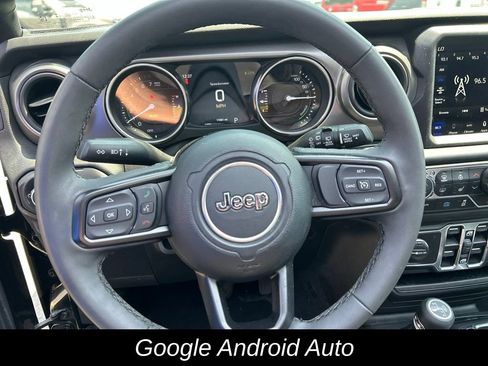Used 2023 Jeep Wrangler Unlimited w/ Sun & Screen Package AWD/4WD image 19