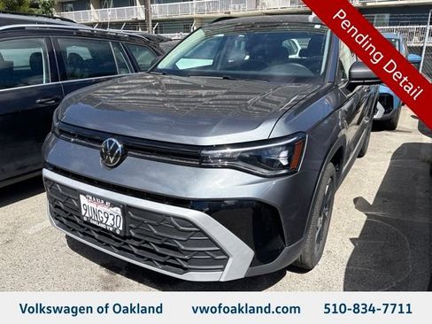 Used 2025 Volkswagen Taos S FWD image 1