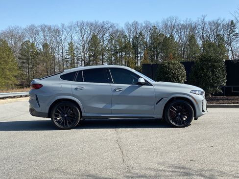 Used 2026 BMW X6 xDrive40i w/ Climate Comfort Package image 3