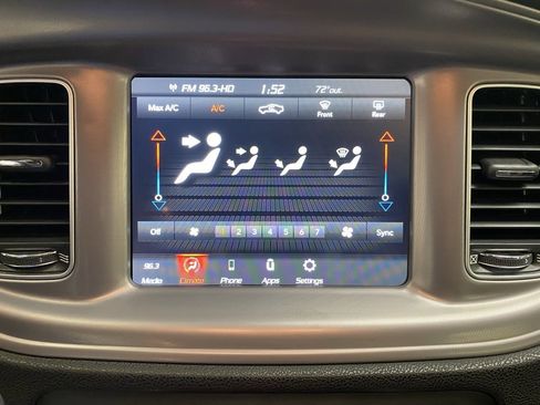 Used 2023 Dodge Charger SXT image 35