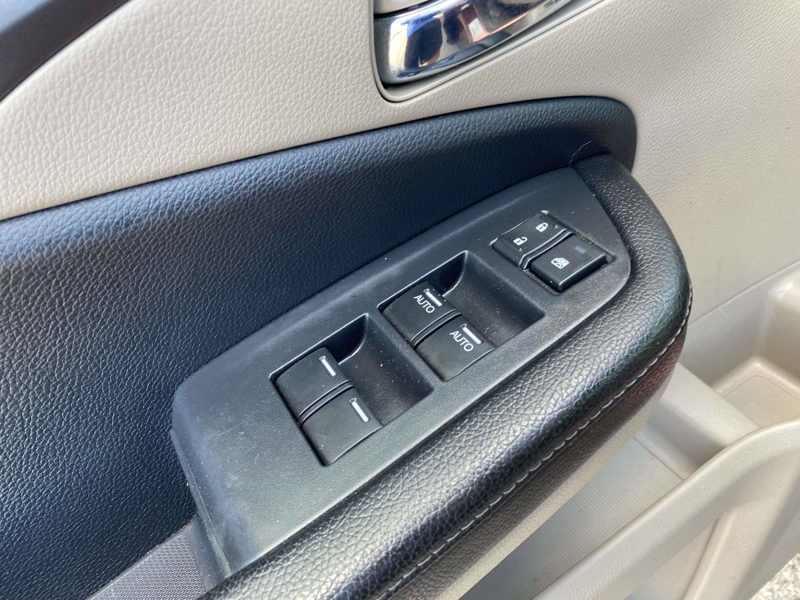 Used 2017 Honda Ridgeline RTL-T image 16