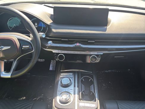 Used 2024 Genesis G80 3.5T Sport image 11