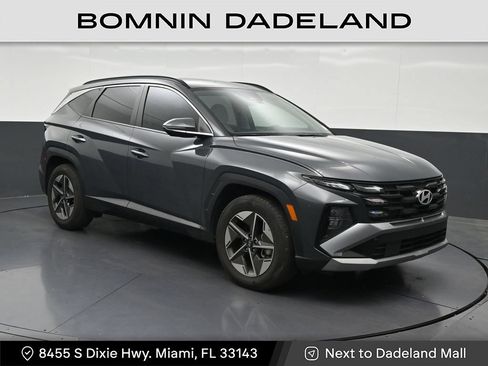 Used 2025 Hyundai Tucson SEL FWD image 1
