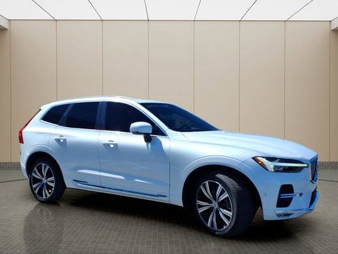 Used 2023 Volvo XC60 B5 Ultimate w/ Protection Package Premier AWD/4WD image 5