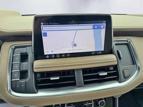 Used 2021 Chevrolet Tahoe Premier w/ Premium Package image 21