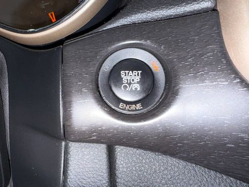 Used 2015 Jeep Grand Cherokee Altitude AWD/4WD image 19
