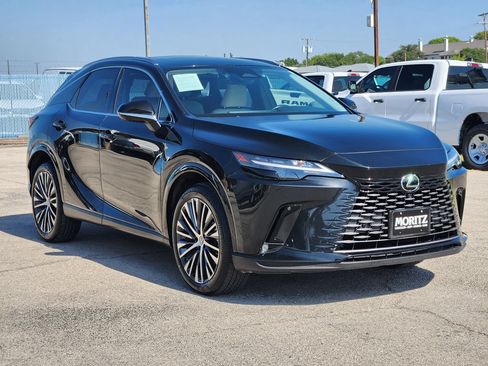 Used 2023 Lexus RX 350 Premium Plus w/ Cold Area Package FWD image 3