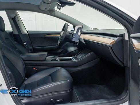 Used 2021 Tesla Model 3 Standard Range Plus image 35