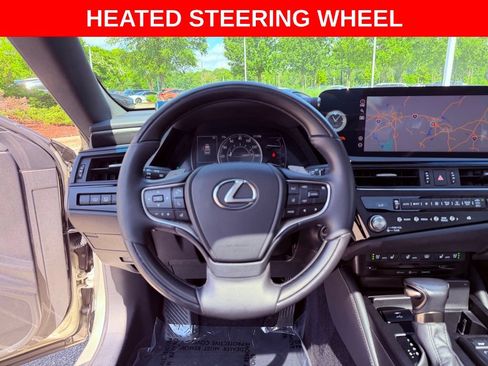 Certified 2022 Lexus ES 350 Ultra Luxury w/ Accessory Package 2 FWD image 17
