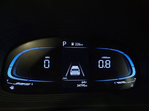 Used 2023 Hyundai Venue Limited w/ Cargo Package FWD image 23