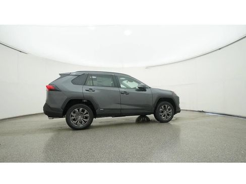 Used 2023 Toyota RAV4 XLE Premium AWD/4WD image 32