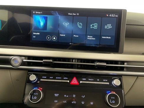 New 2026 Hyundai Tucson Blue SE image 22