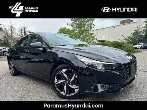 Used 2023 Hyundai Elantra SEL w/ Convenience Package FWD image 1