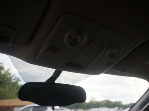 Used 2016 Chevrolet Traverse LT w/ Style and Technology Package image 30