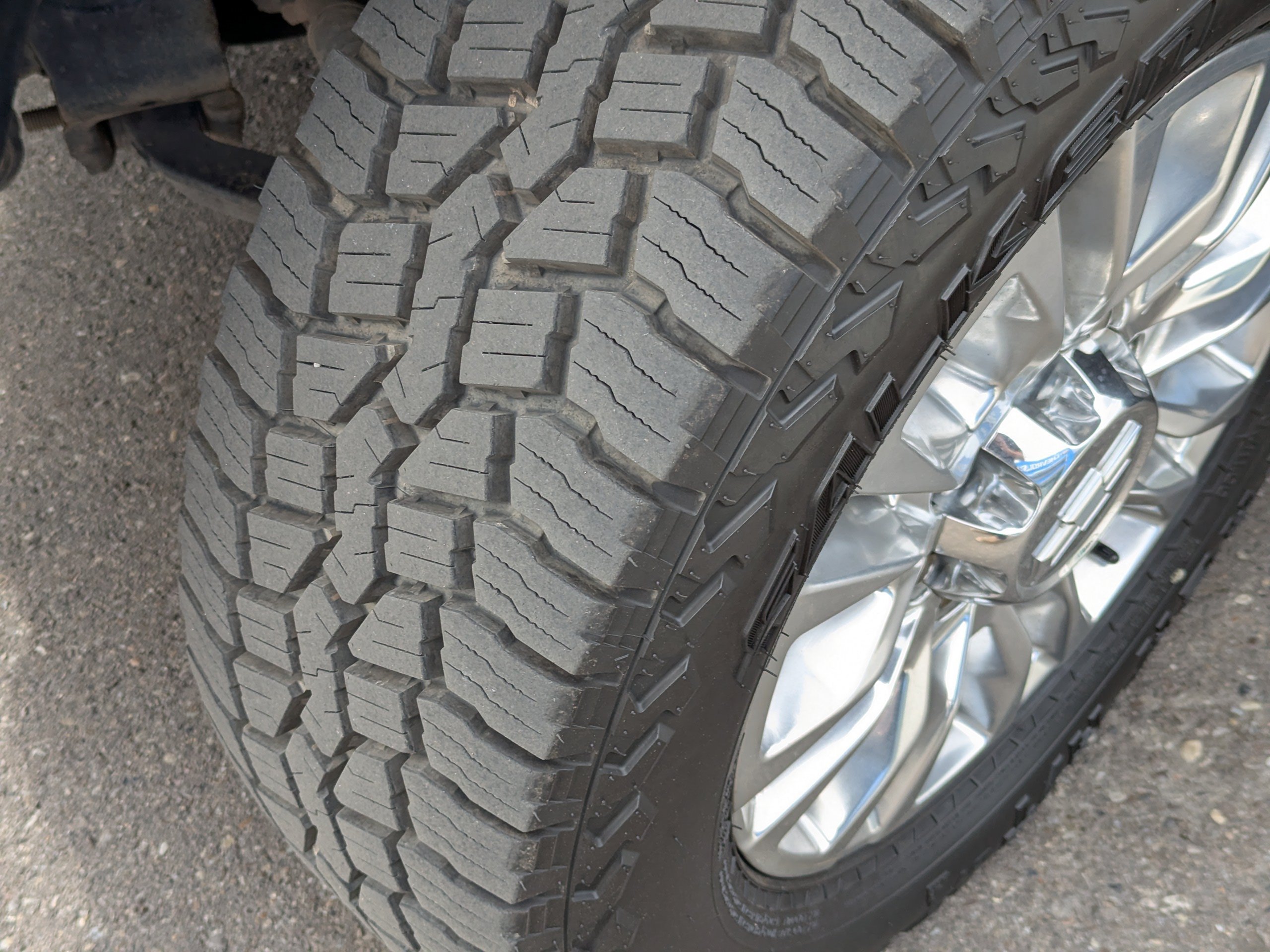 Certified 2020 Chevrolet Silverado 2500 High Country w/ Z71 Off-Road Package AWD/4WD image 51