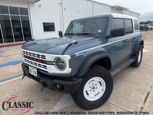 Used 2025 Ford Bronco Heritage Edition AWD/4WD image 1