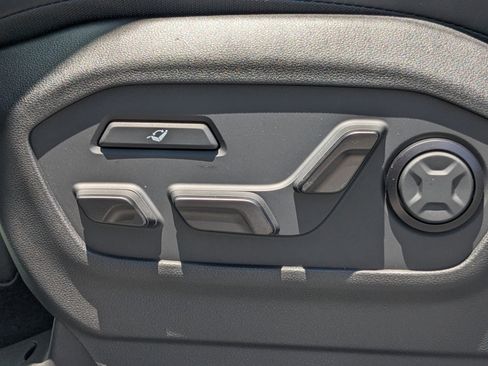 Used 2024 Hyundai Santa Fe Calligraphy image 17