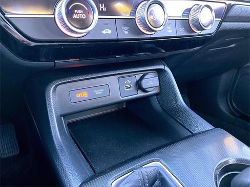 Used 2023 Honda Civic LX image 27