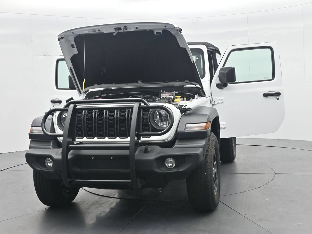 Used 2024 Jeep Wrangler Sport AWD/4WD image 45