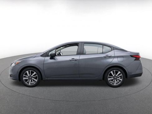Used 2025 Nissan Versa SV FWD image 4
