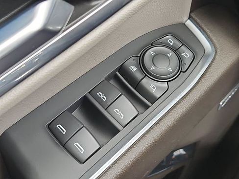 Certified 2023 GMC Sierra 1500 SLT RWD image 21