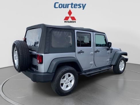 Used 2016 Jeep Wrangler Unlimited Sport w/ Quick Order Package 24S AWD/4WD image 6