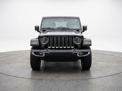 Used 2025 Jeep Wrangler Unlimited Sport AWD/4WD image 2