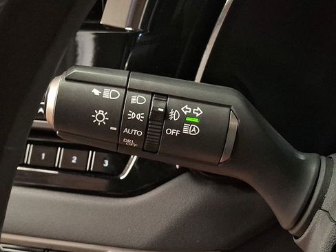 Used 2023 Lexus RX 350 Premium w/ Accessory Package AWD/4WD image 25