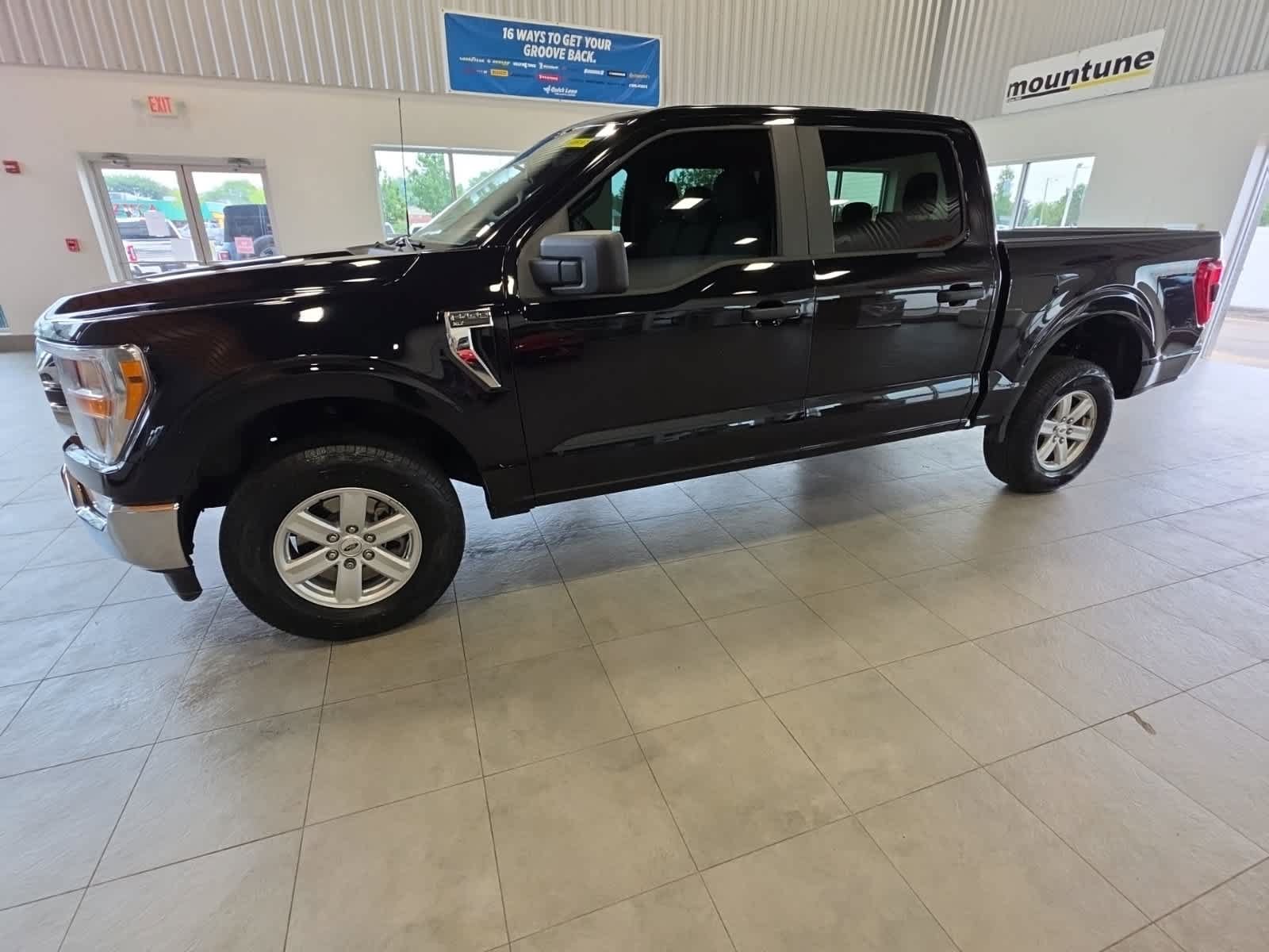 Used 2022 Ford F150 XLT w/ Trailer Tow Package AWD/4WD image 17