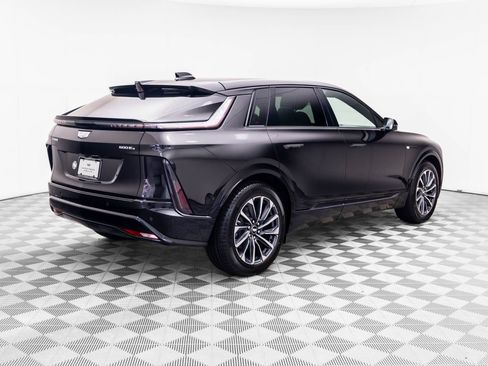 New 2026 Cadillac Lyriq Sport w/ LPO, Floor Liner Package AWD/4WD image 5