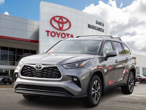 New 2026 Toyota Highlander XLE AWD/4WD image 1