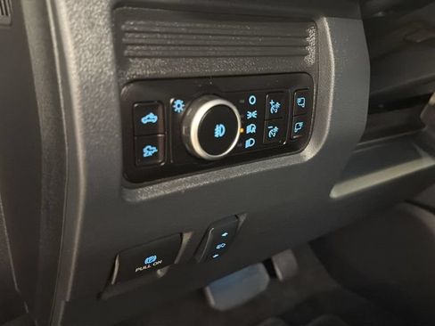 Used 2025 Ford F250 Lariat AWD/4WD image 17