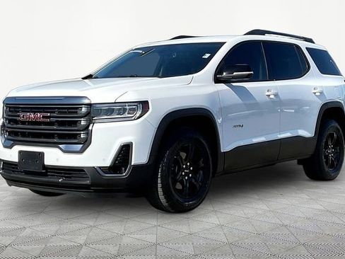 Used 2023 GMC Acadia AT4 w/ Preferred Package AWD/4WD image 3