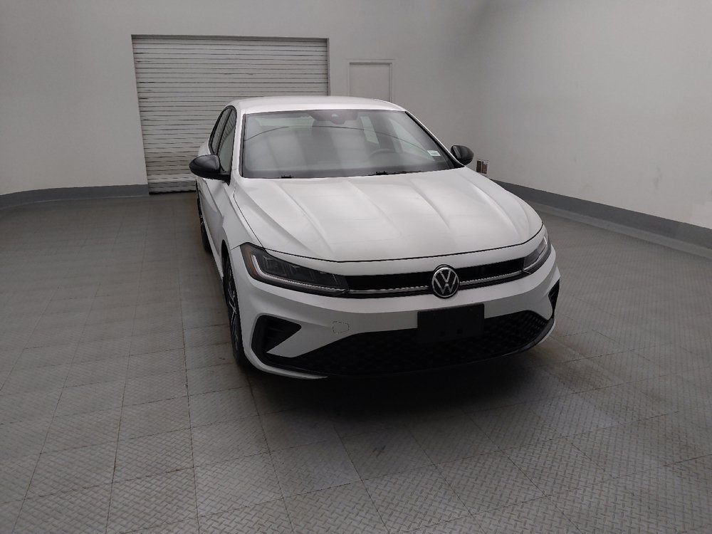 Used 2025 Volkswagen Jetta Sport FWD image 14