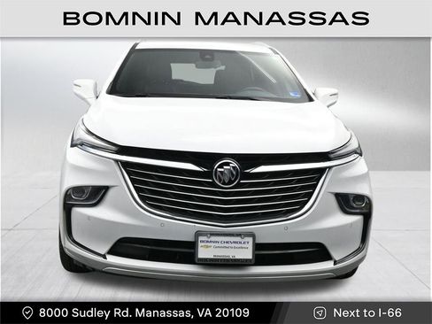 Used 2023 Buick Enclave Essence FWD image 8
