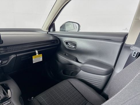 New 2026 Honda HR-V LX image 26